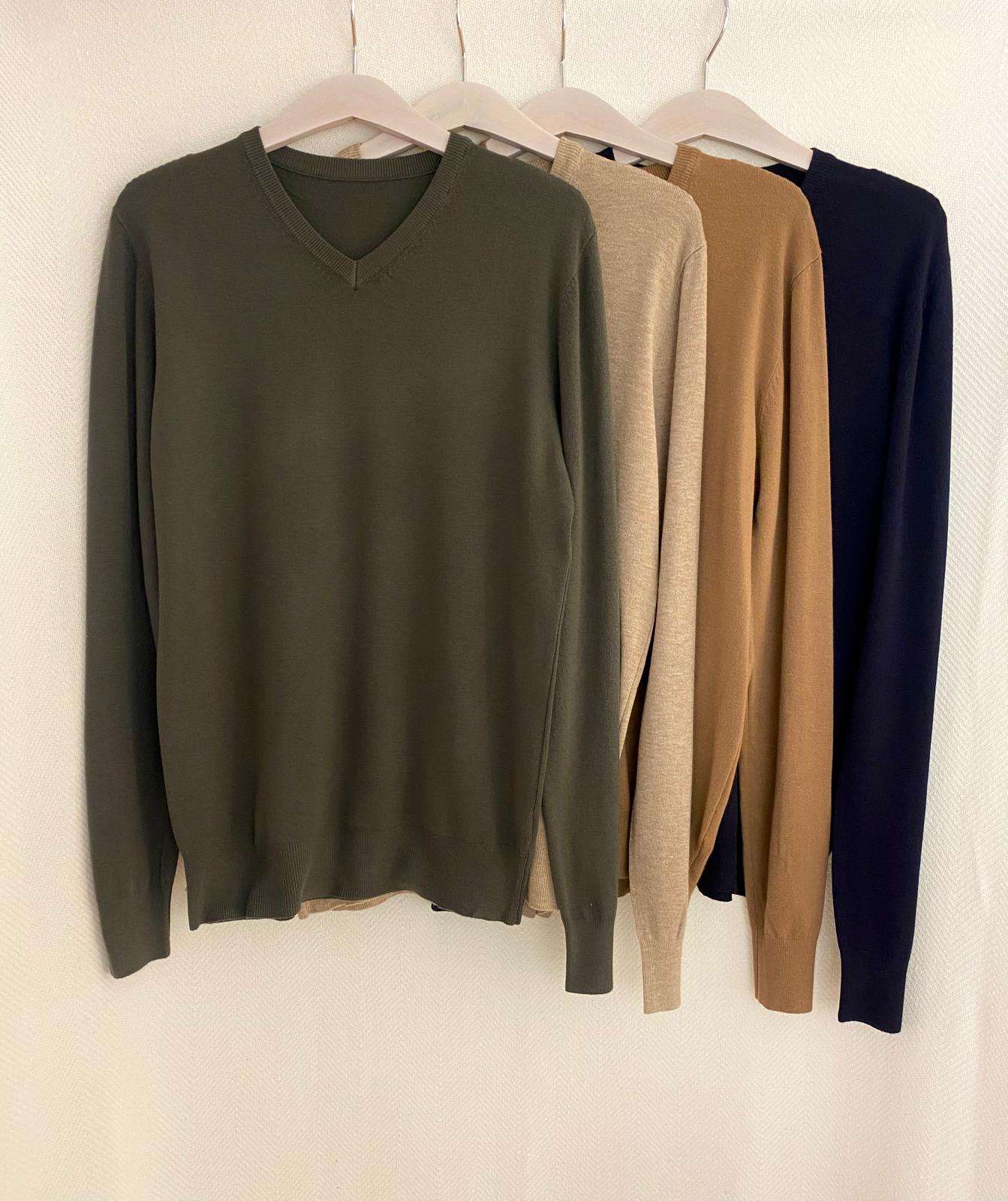 Jersey fino cuello pico