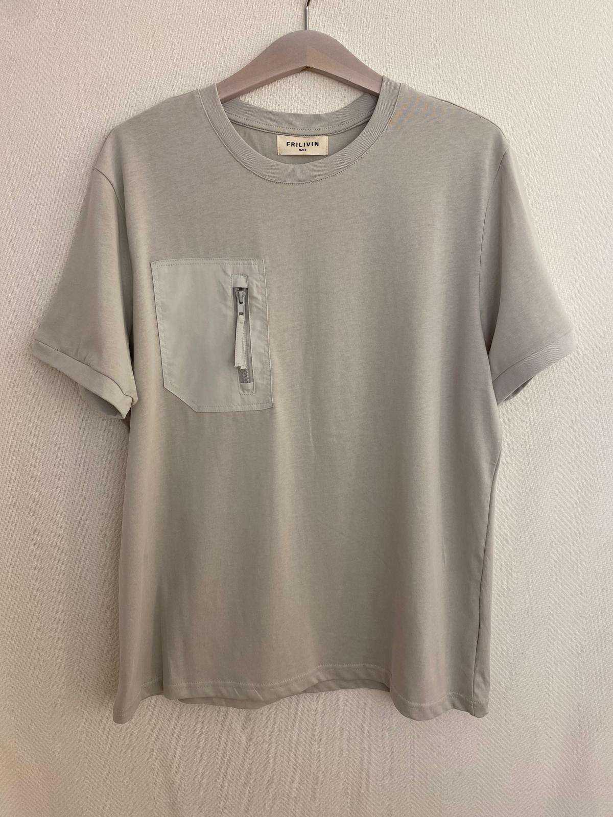 Camiseta bolsillo cremallera - Imagen 2