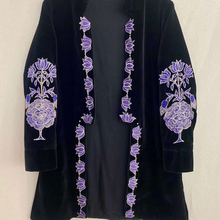 Chaqueta terciopelo bordada